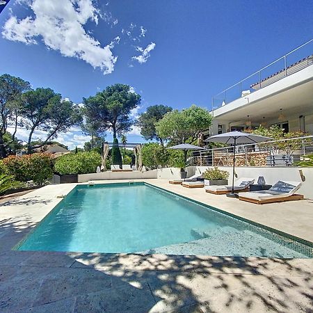 Villa A L'Etage Avec Piscine Proche Bord De Mer Saint-Raphaël Esterno foto