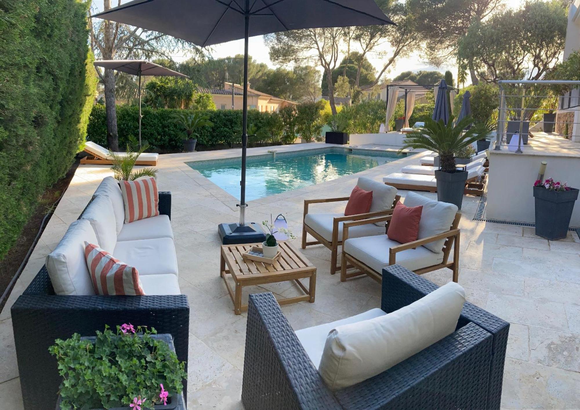 Villa A L'Etage Avec Piscine Proche Bord De Mer Saint-Raphaël Esterno foto