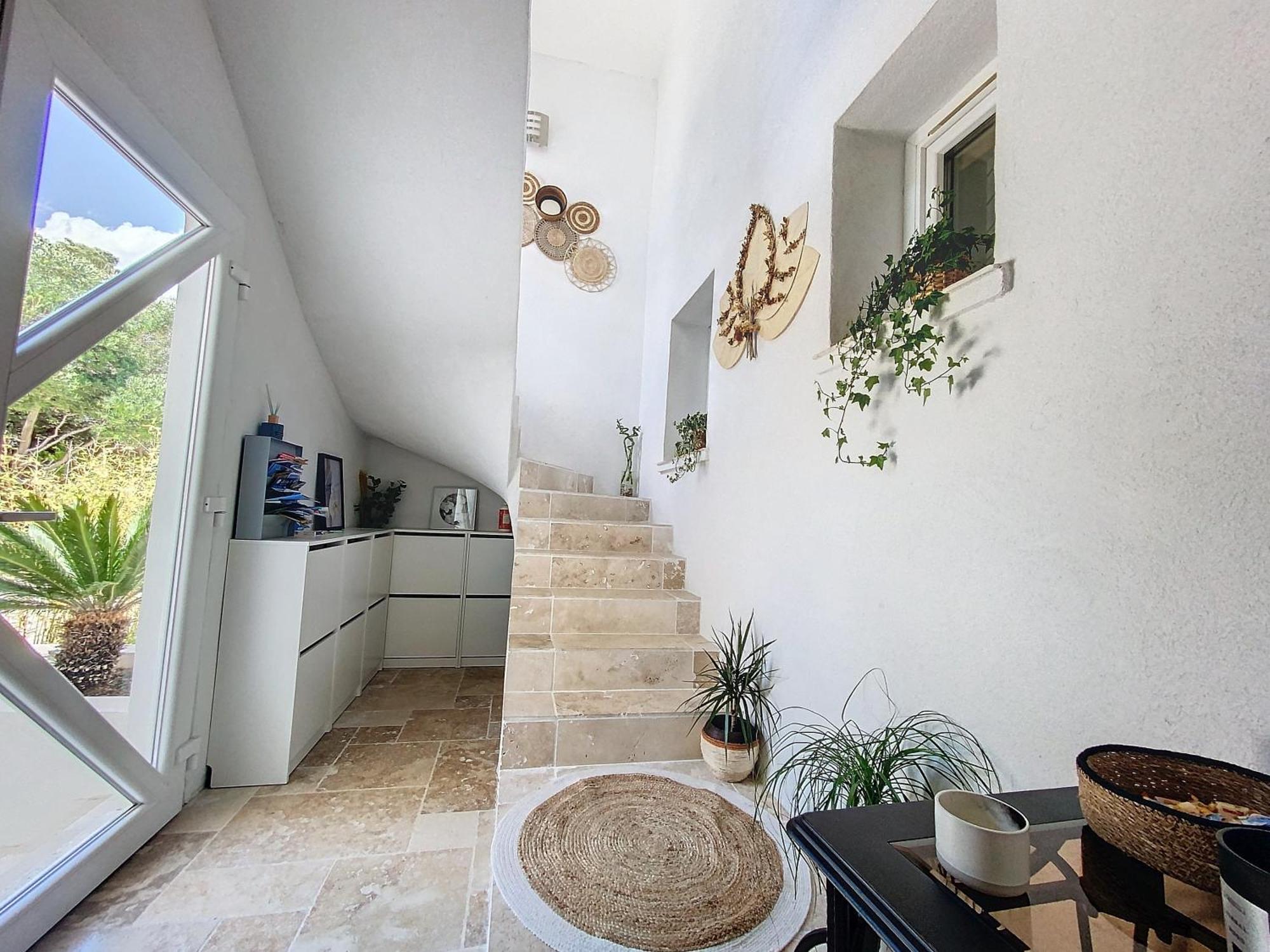 Villa A L'Etage Avec Piscine Proche Bord De Mer Saint-Raphaël Esterno foto